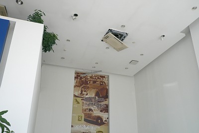 ショールーム、復活です