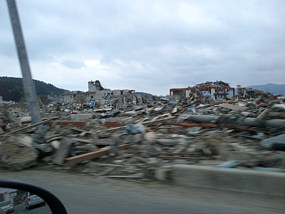 支援車両＠気仙沼