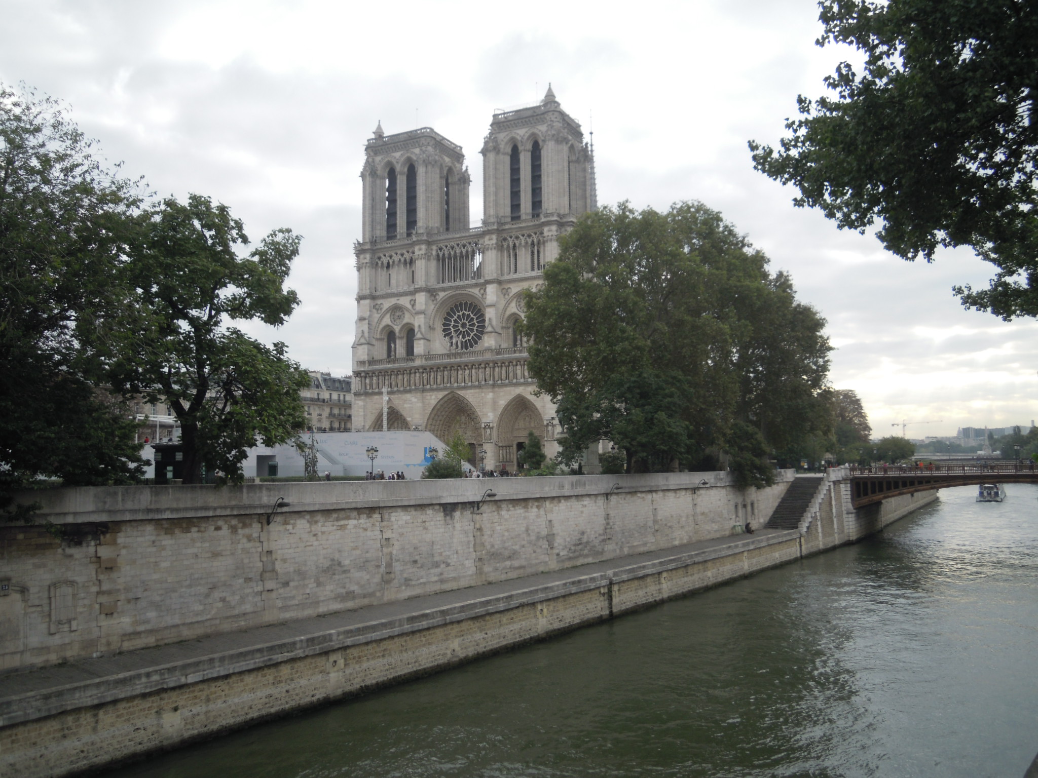 フランスレポート①