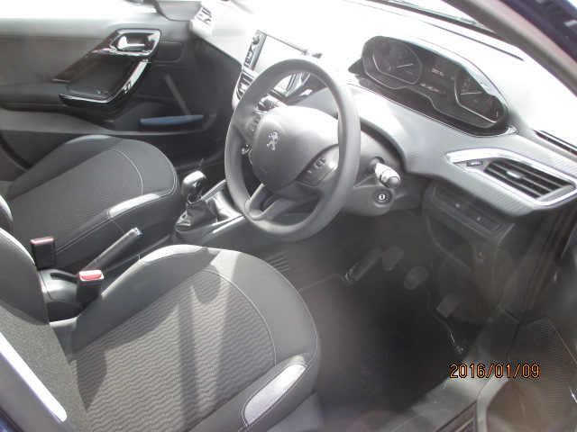 新しい試乗車です！！