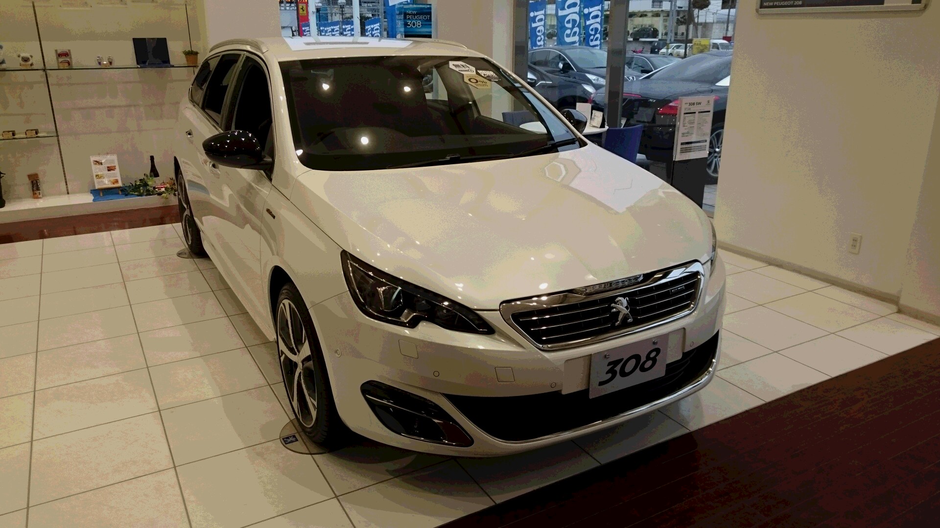 ホワイトエディション。