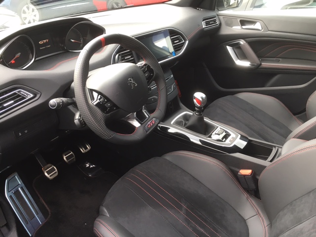 308 GTi 250by PEUGEOT SPORT