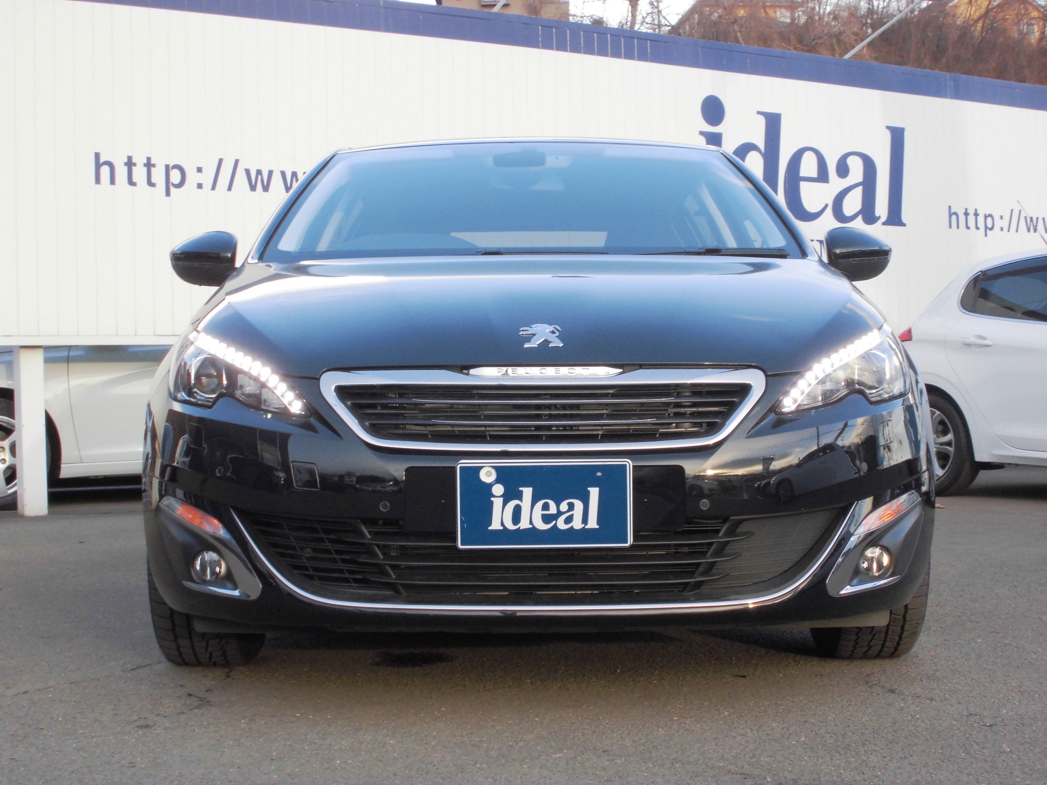 おススメのプジョー認定中古車！