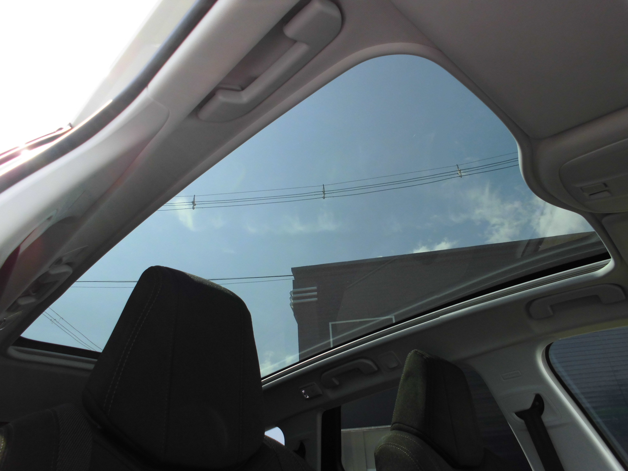 プジョー認定中古車！