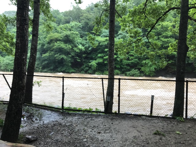 台風のなか。。。