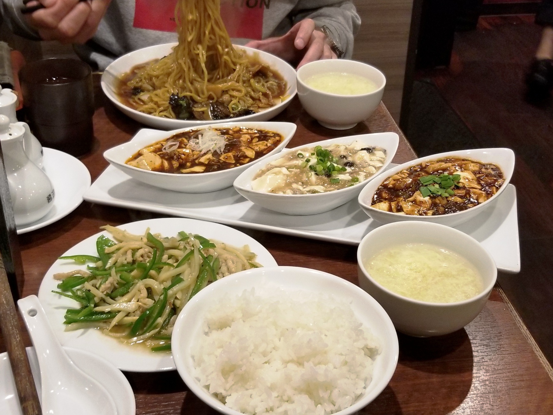 食べてきました。