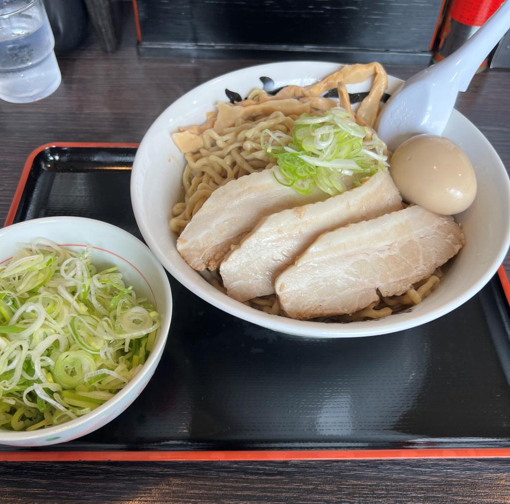 泉に来たら、このラーメン。