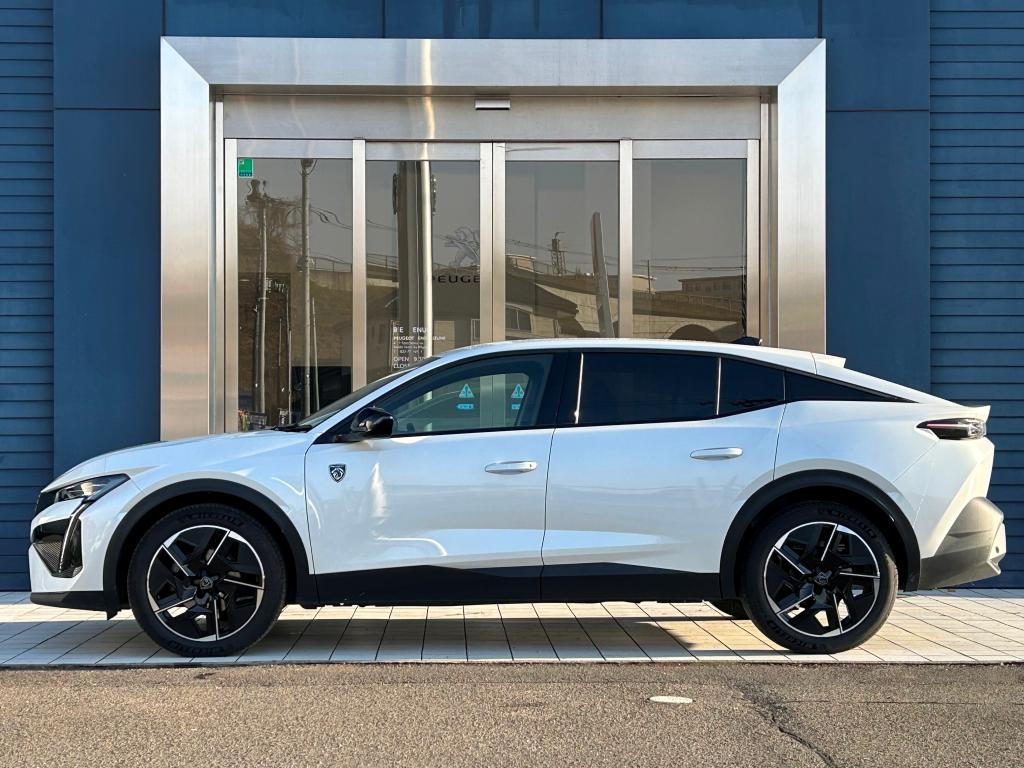 こちらの車はなんでしょうか？①