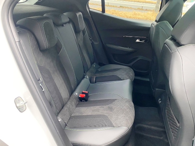 こちらの車はなんでしょうか？②